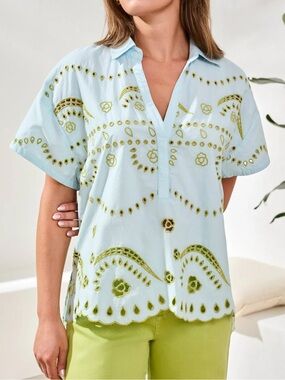 Anthropologie Maeve Light Blue Boxy Shirt with Yellow Embroidery xxs